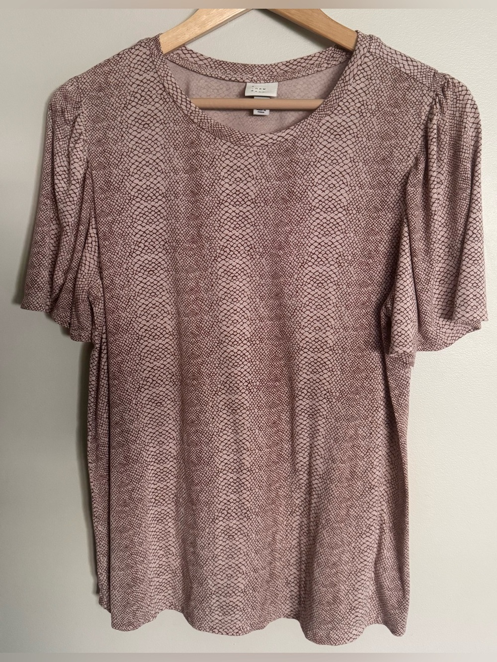 A New Day Blush Pink Snakeskin Print Flutter Sleeve Top Size Large